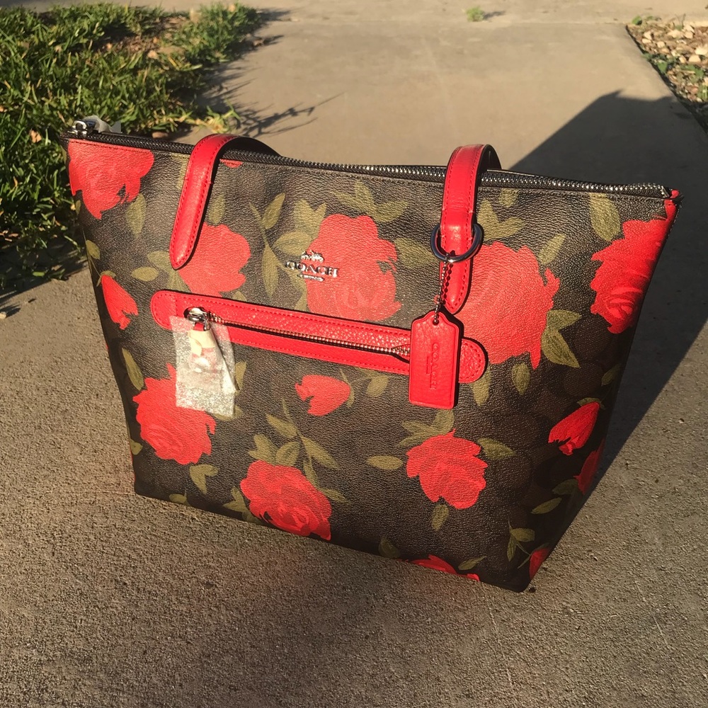 SOLD///Coach Camo RoseπΉ Taylor Tote Brown/Red - Picture 1 of 8